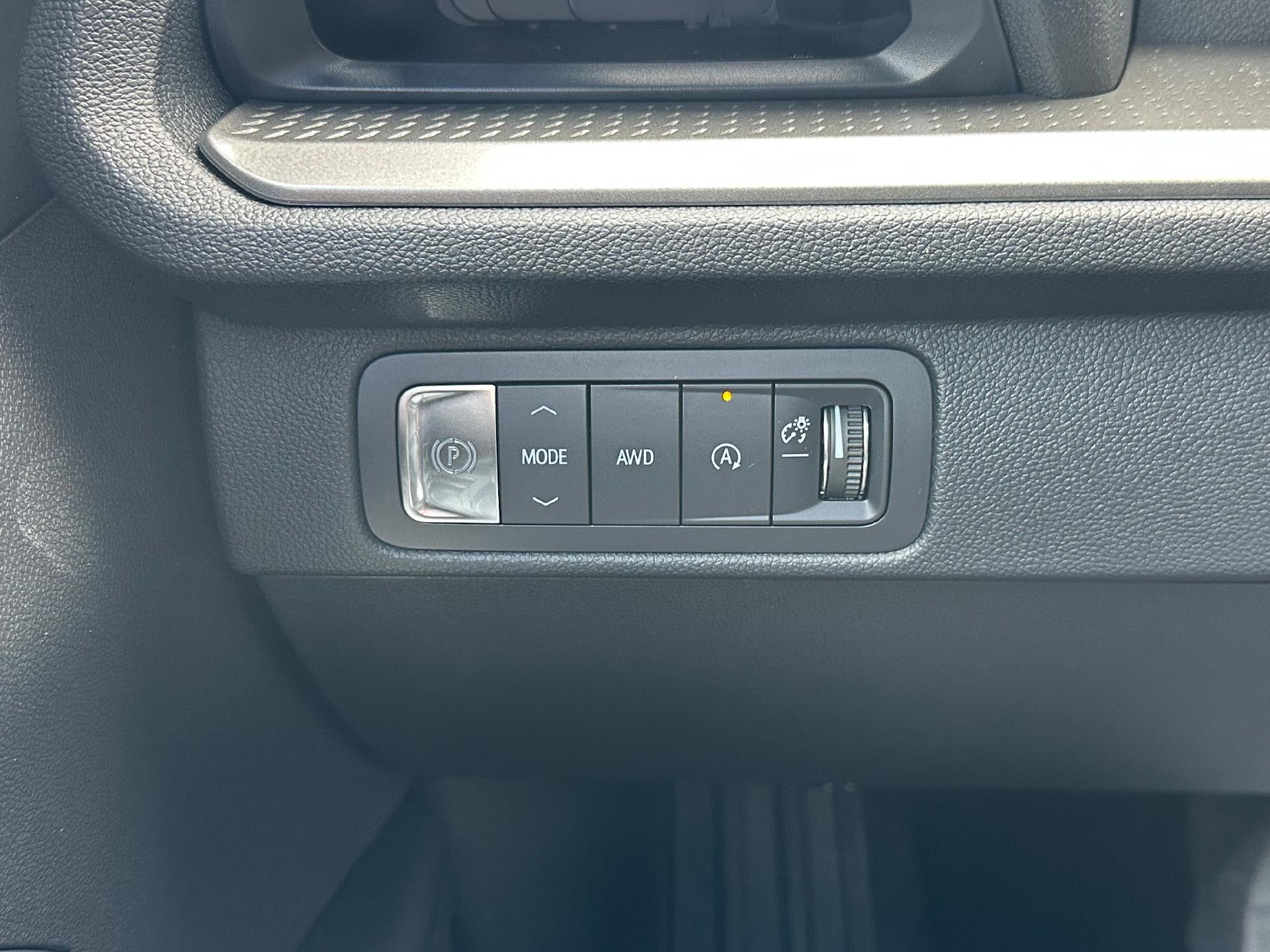 2026 Chevrolet Traverse AWD LT