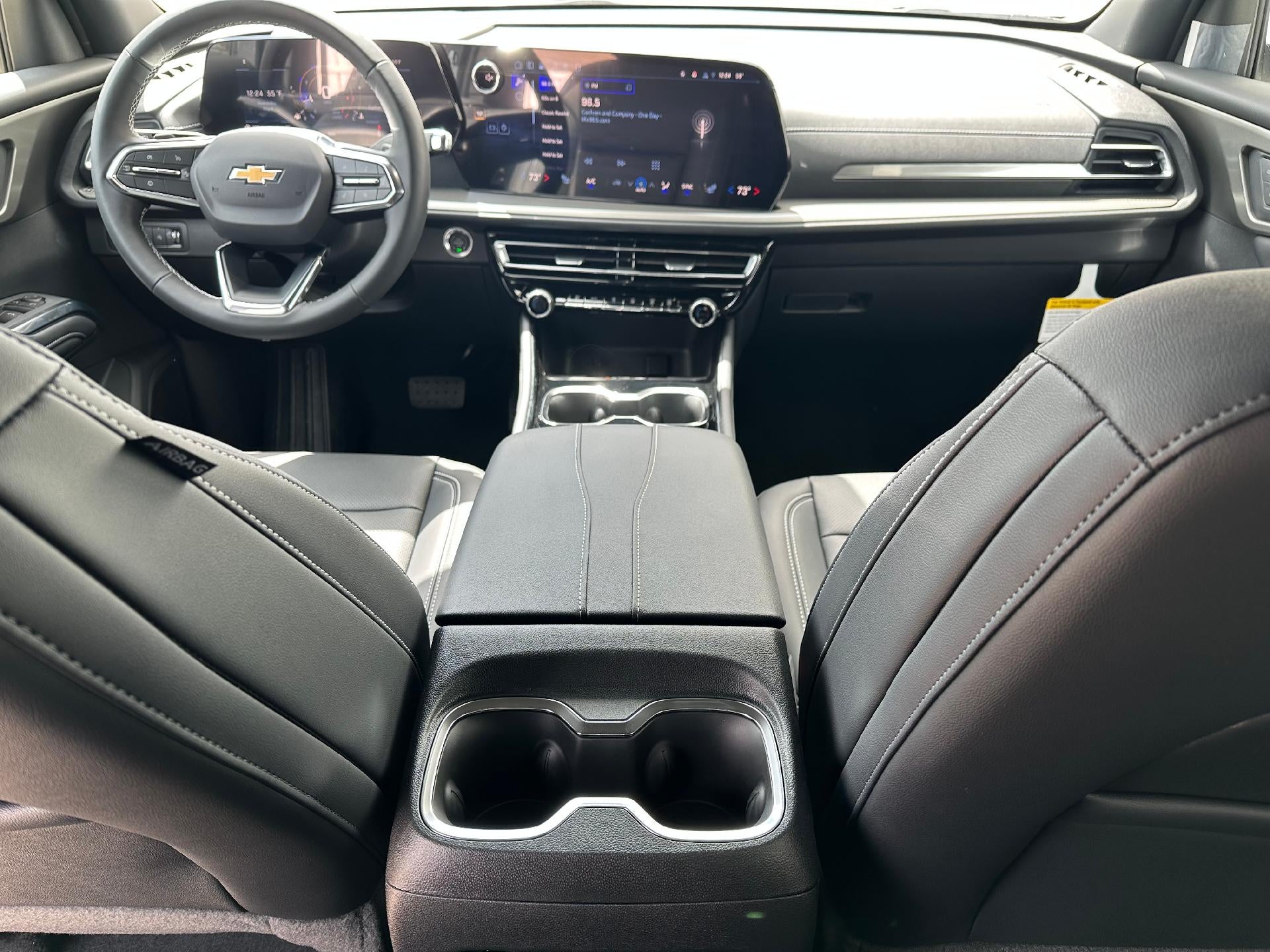 2026 Chevrolet Traverse AWD LT