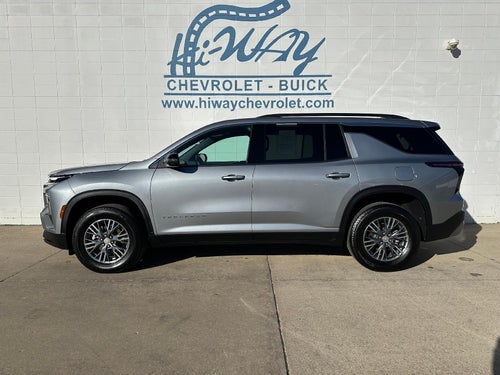 2025 Chevrolet Traverse AWD LT
