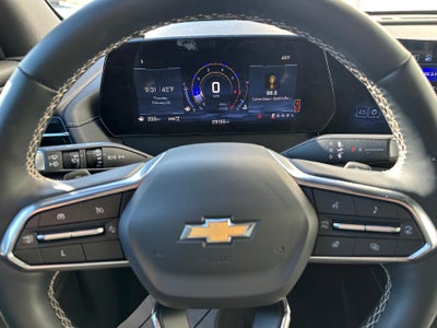 2025 Chevrolet Traverse AWD LT