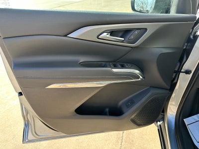 2025 Chevrolet Traverse AWD LT