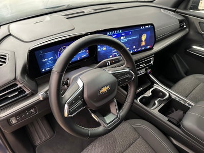 2025 Chevrolet Traverse AWD LT