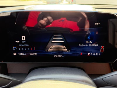 2025 Chevrolet Traverse AWD LT