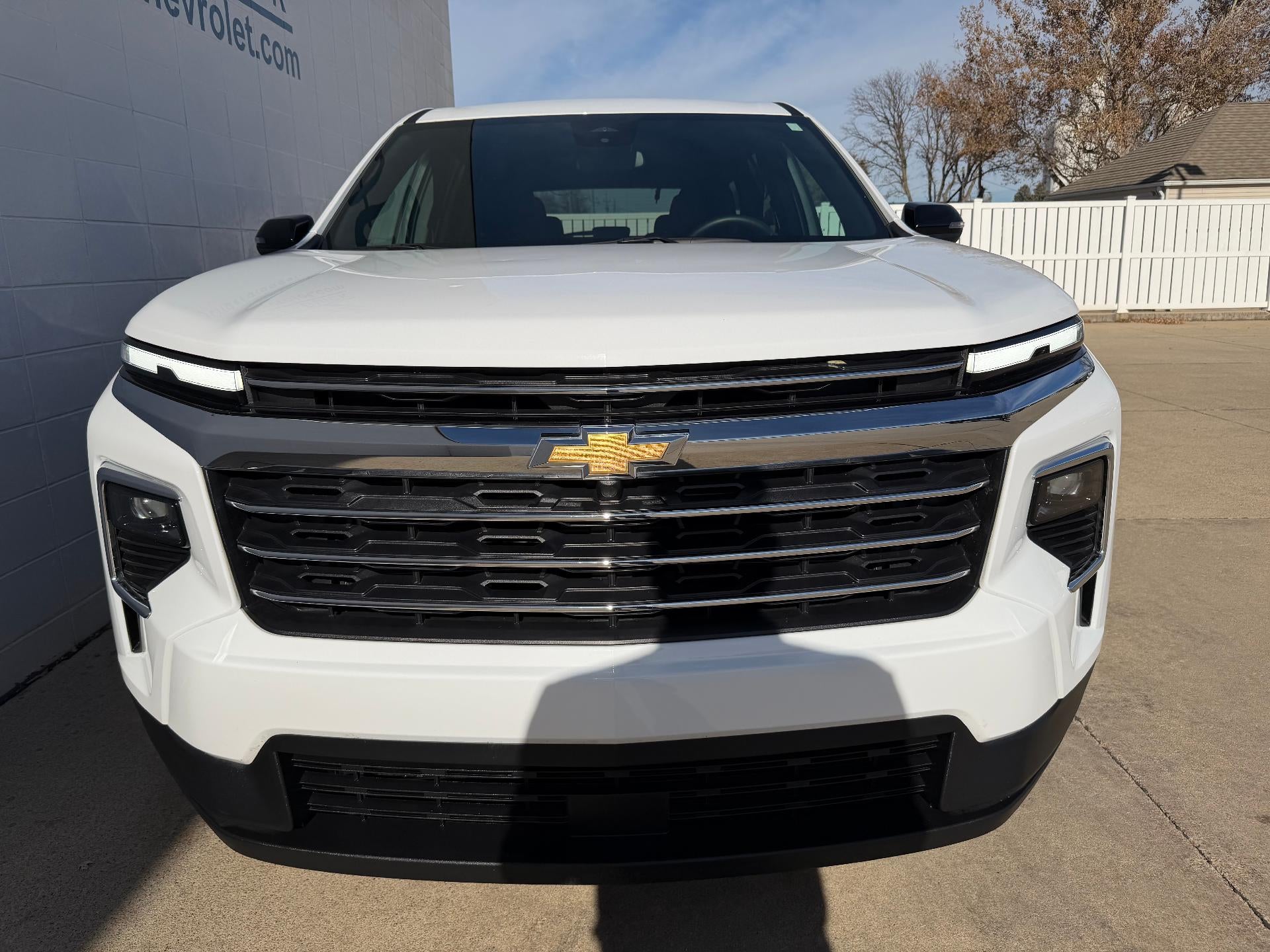 2025 Chevrolet Traverse AWD LT