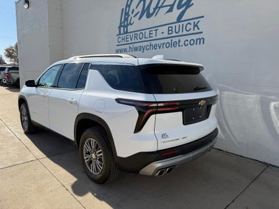 2025 Chevrolet Traverse AWD LT
