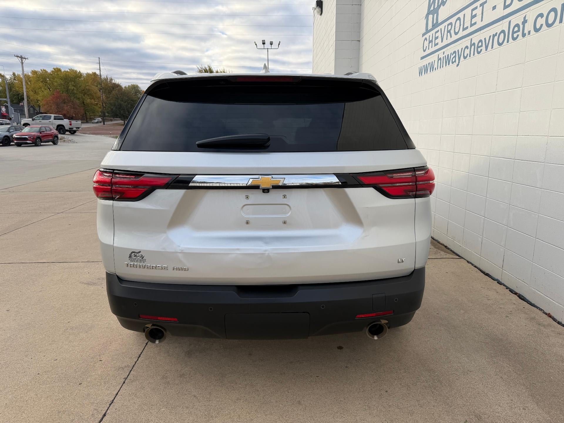 2022 Chevrolet Traverse LT Leather