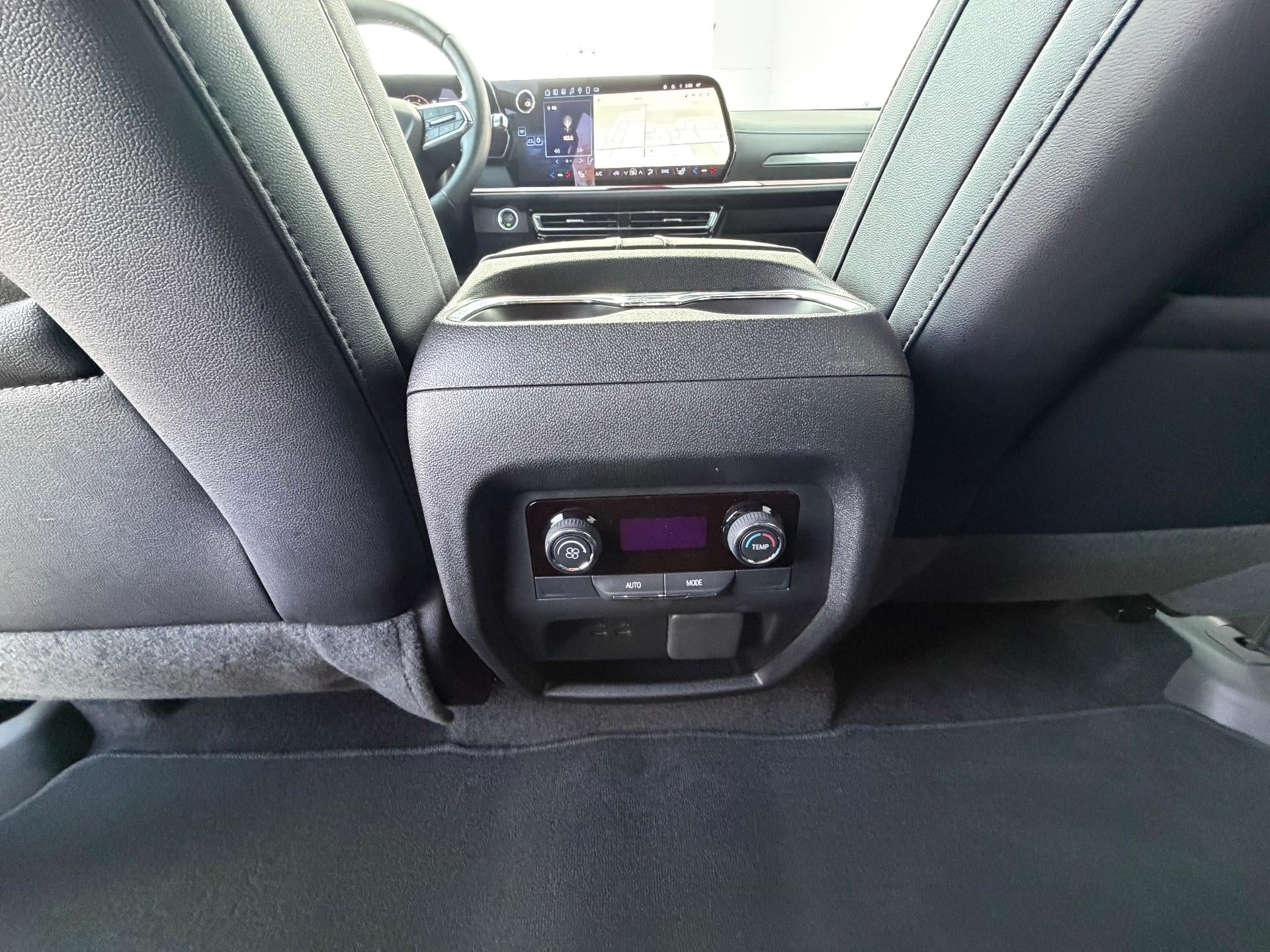 2025 Chevrolet Traverse AWD Z71