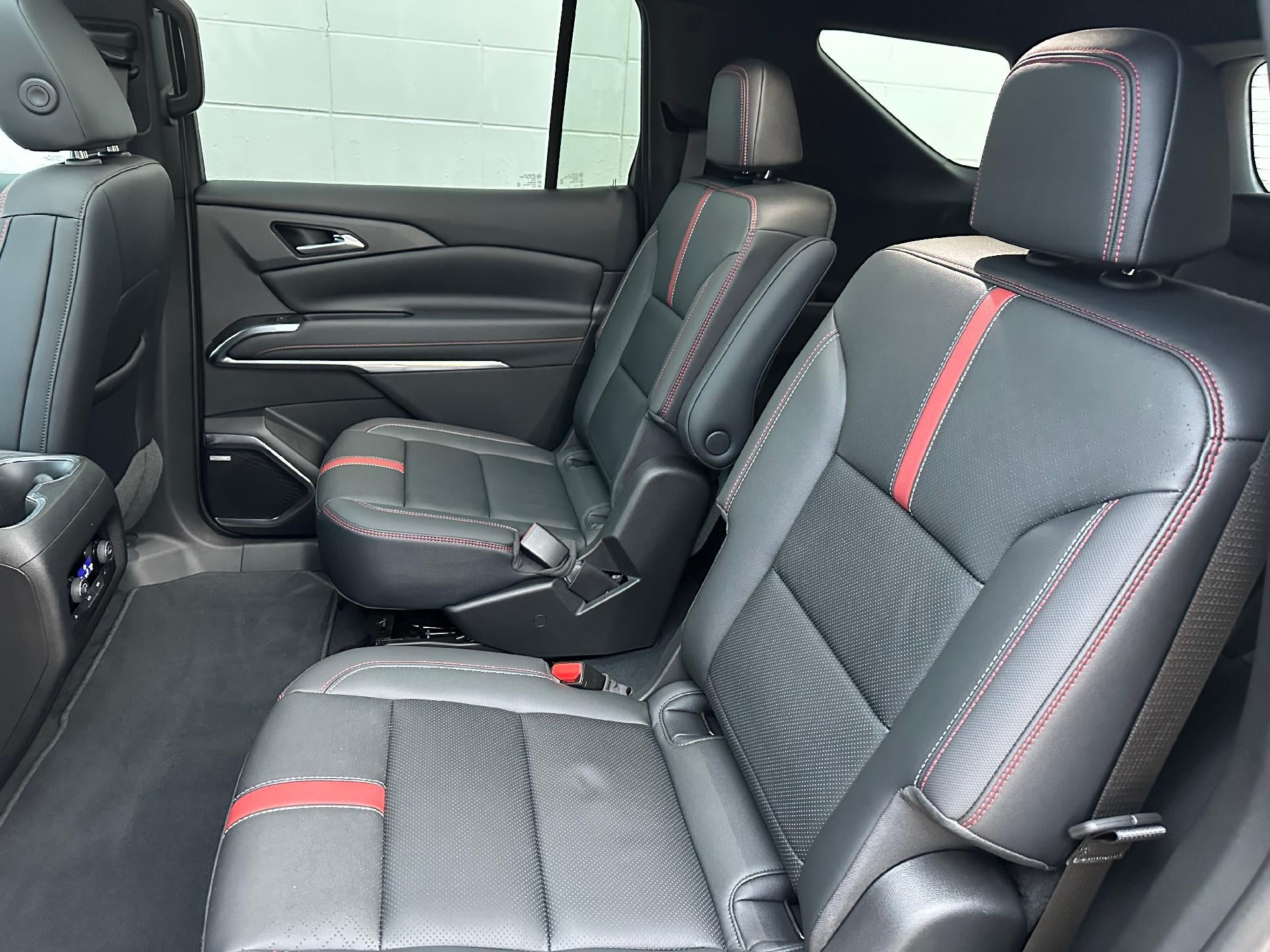 2024 Chevrolet Traverse AWD RS