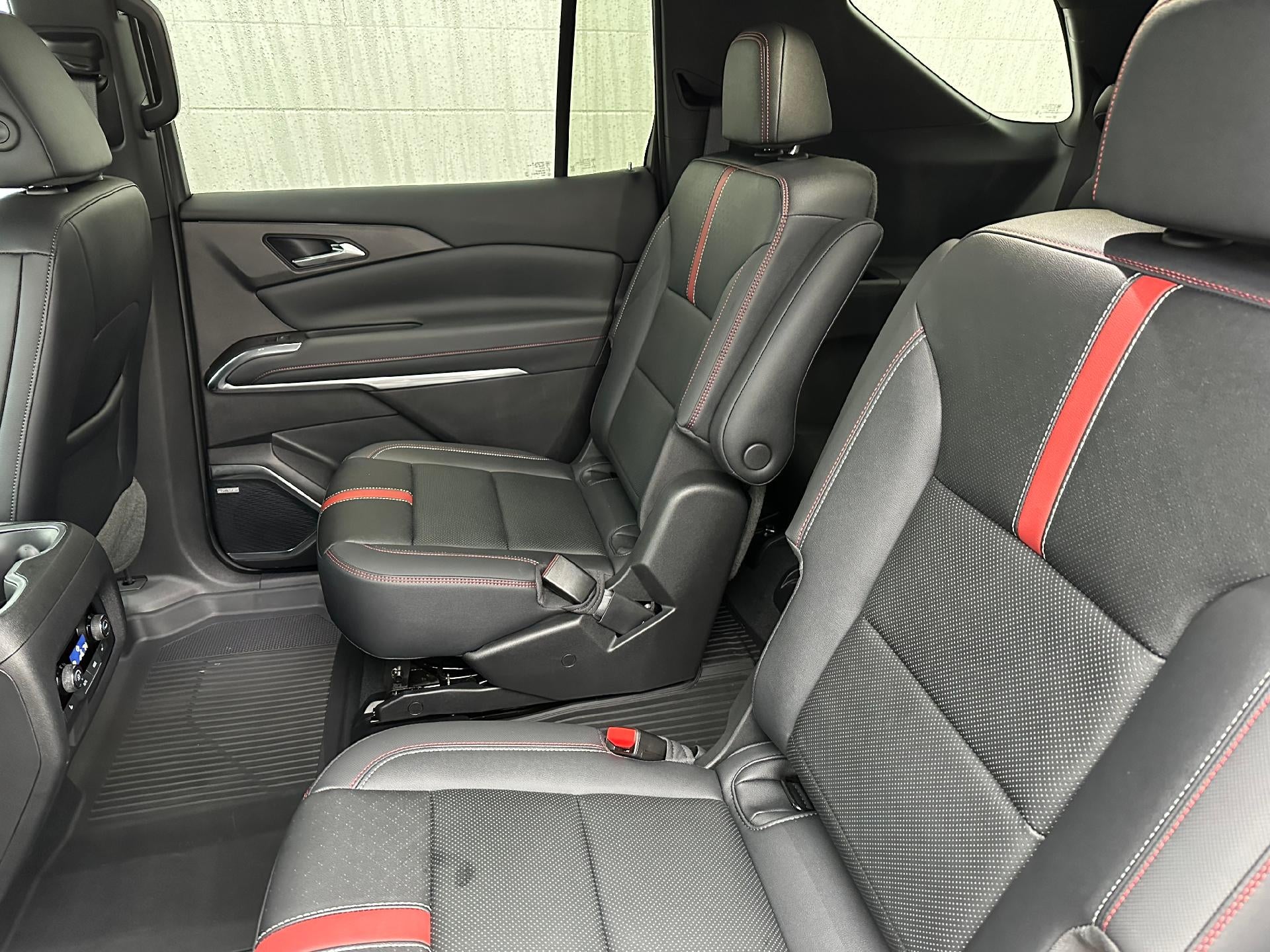 2024 Chevrolet Traverse AWD RS