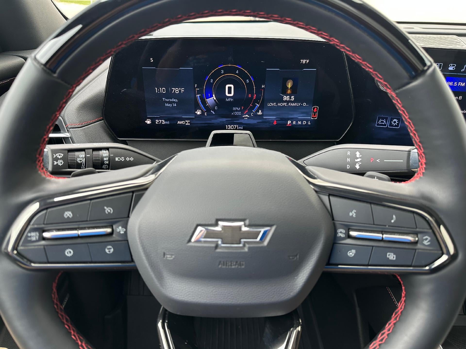 2025 Chevrolet Traverse AWD RS