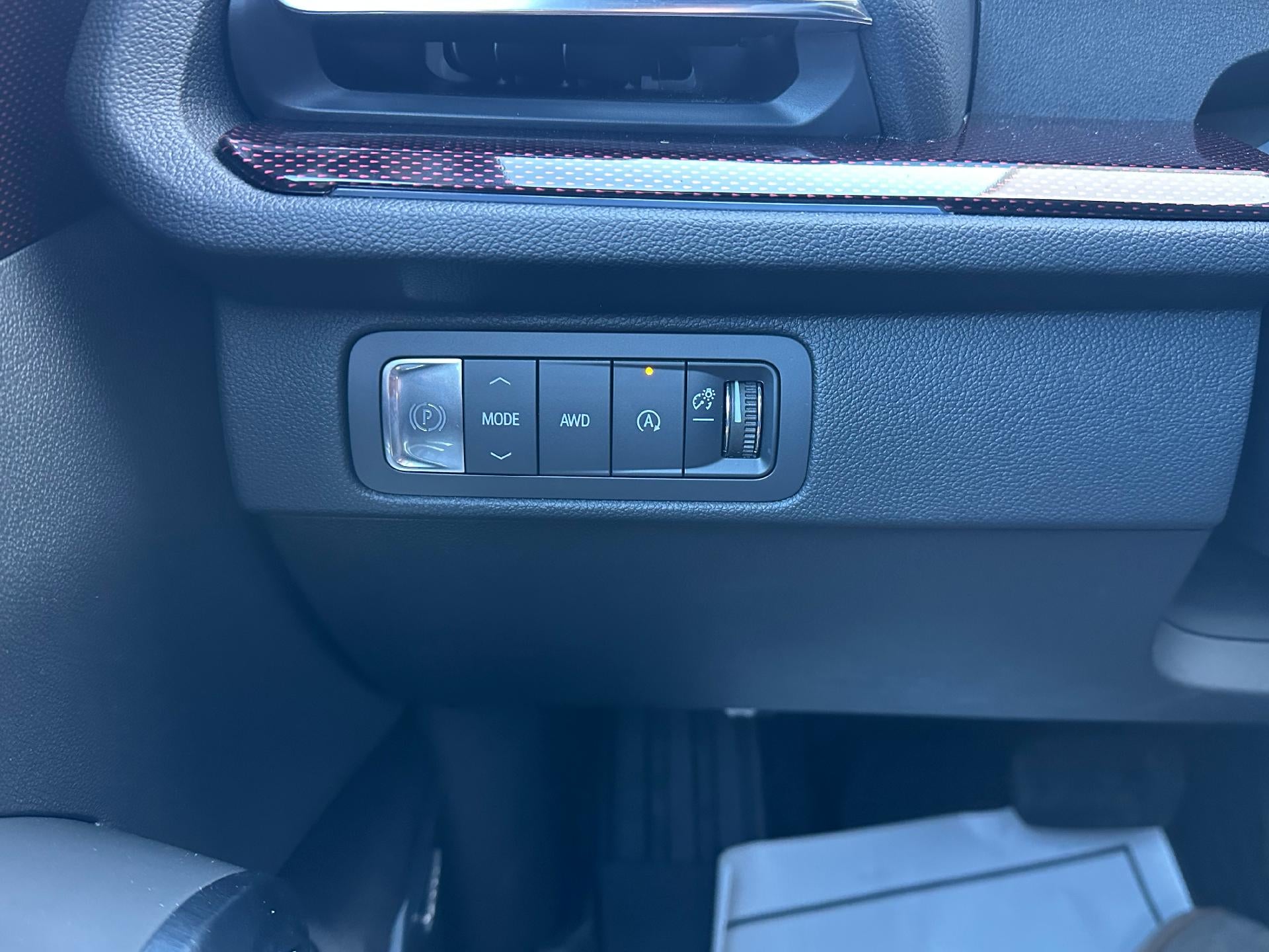 2025 Chevrolet Traverse AWD RS