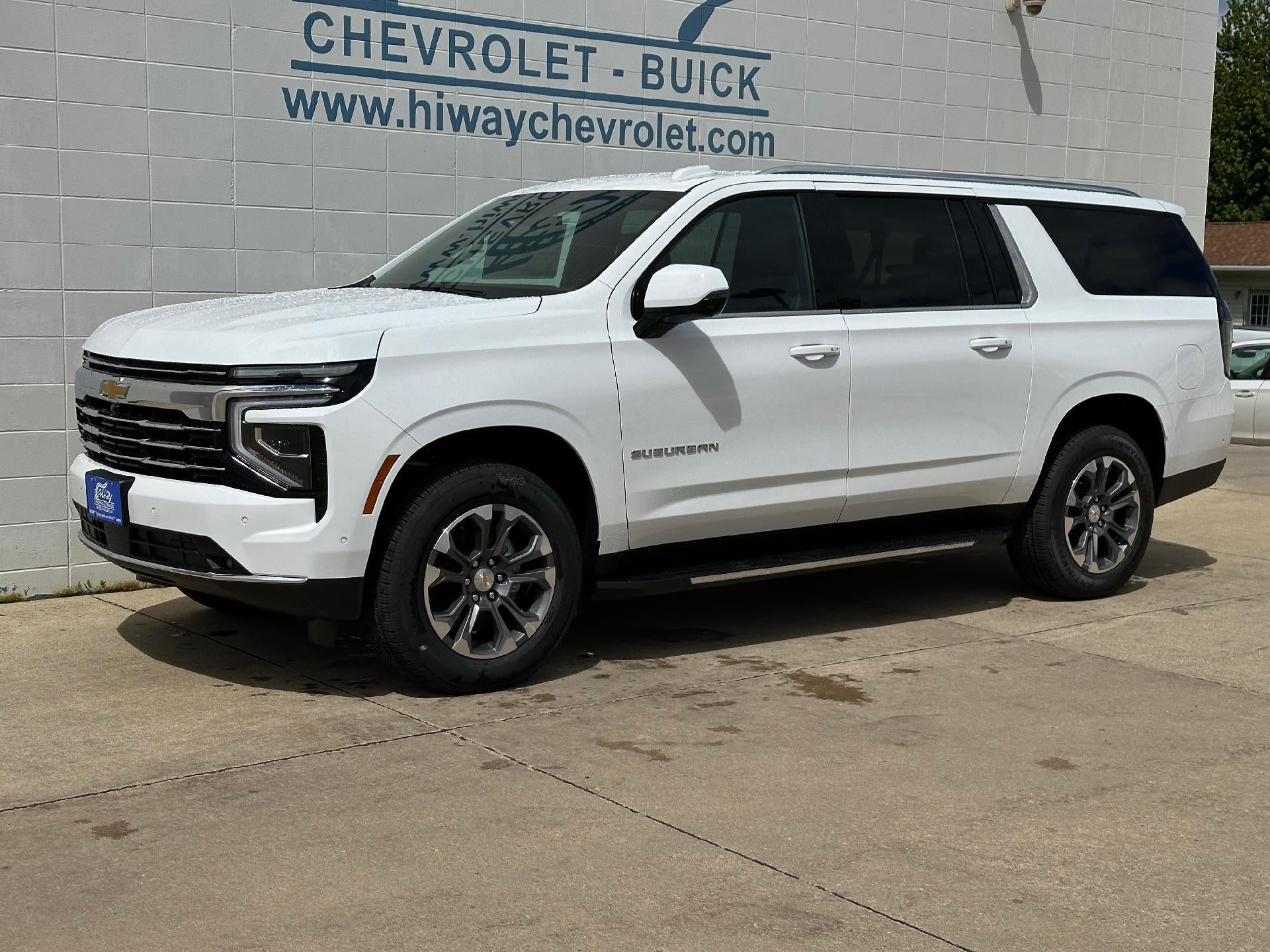 2026 Chevrolet Suburban LT
