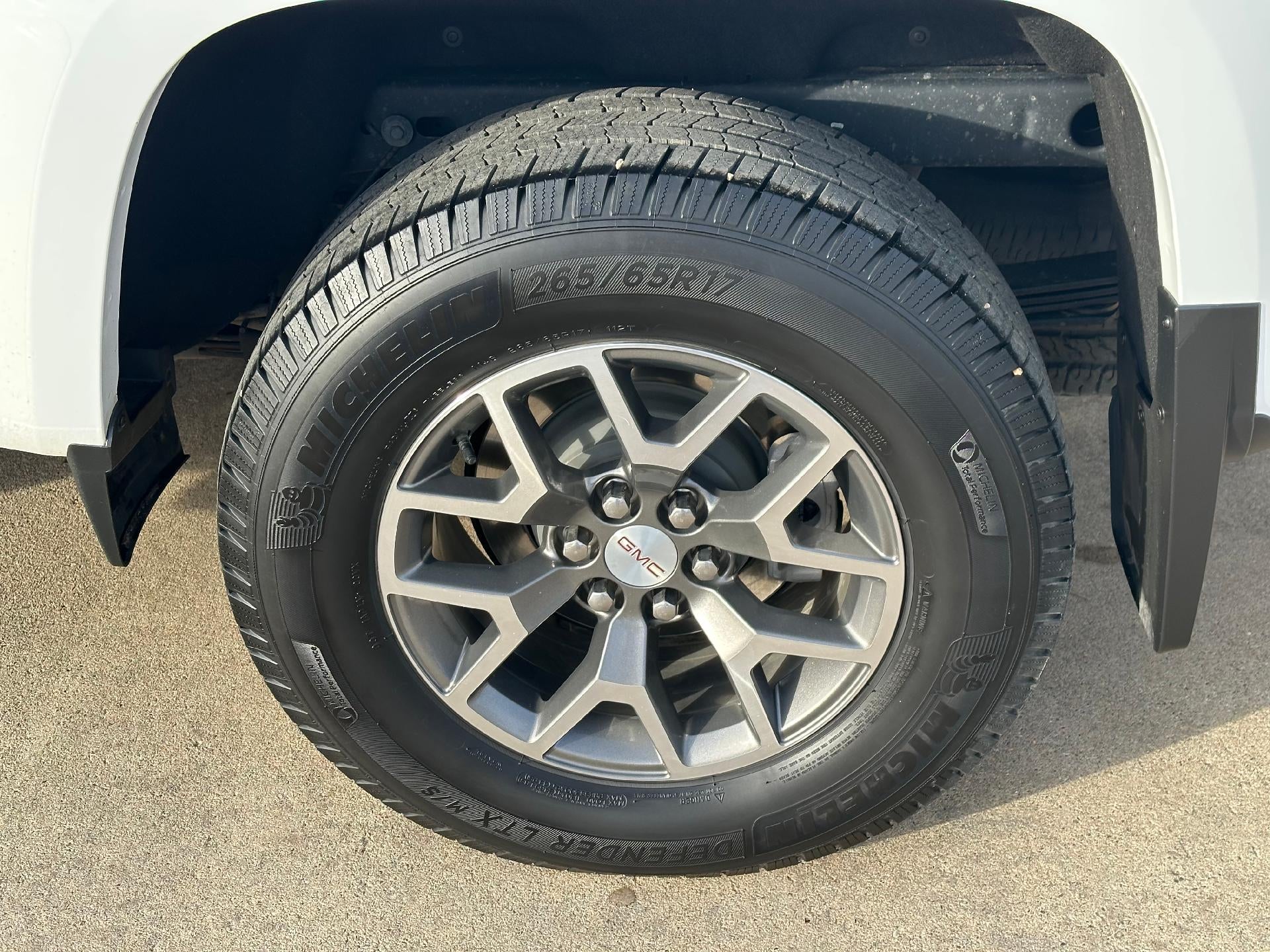 2022 GMC Canyon Base