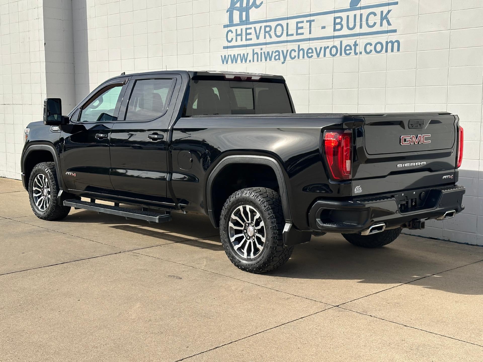2021 GMC Sierra 1500 AT4
