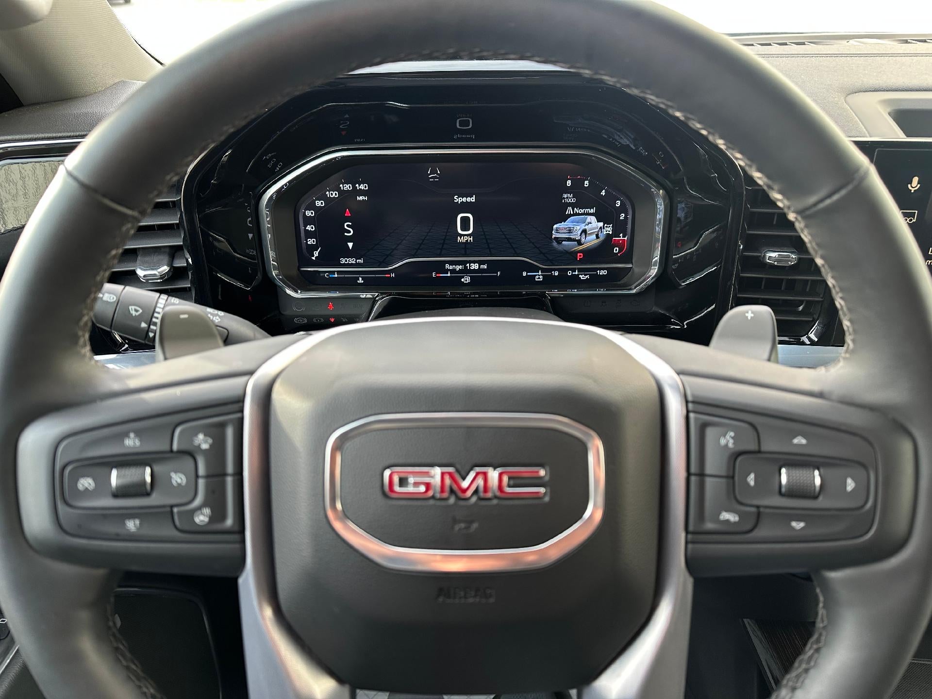 2025 GMC Sierra 1500 Elevation