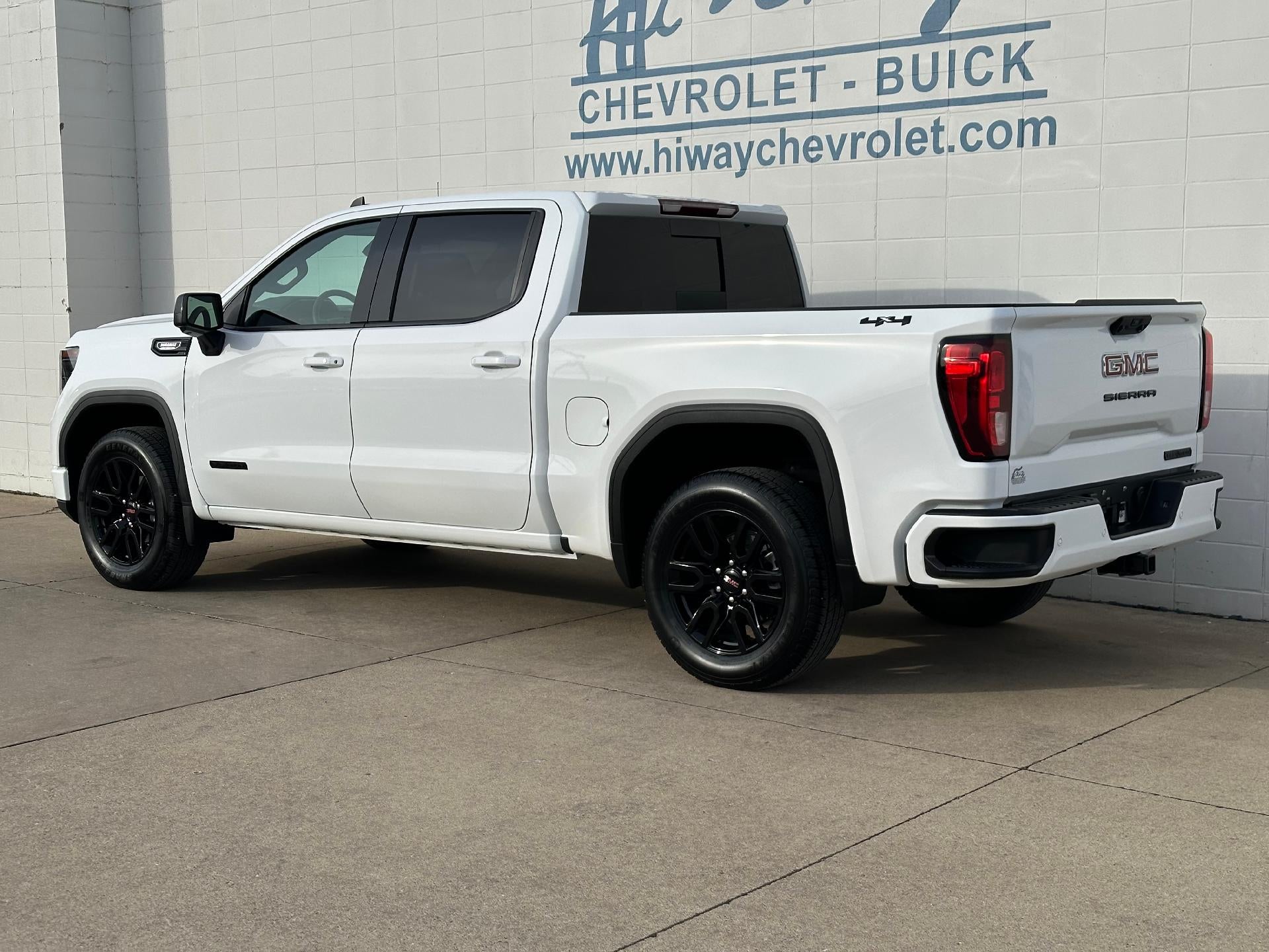 2025 GMC Sierra 1500 Elevation