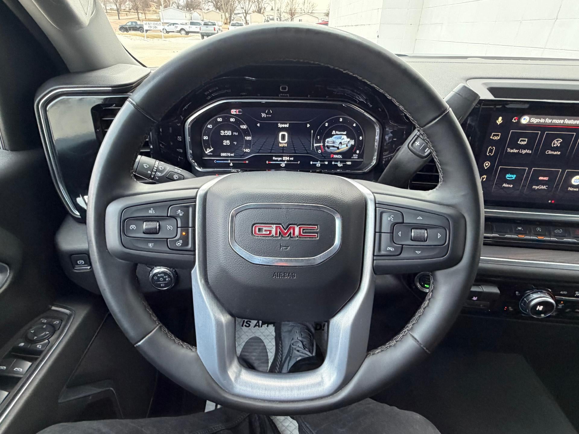 2025 GMC Sierra 1500 SLT