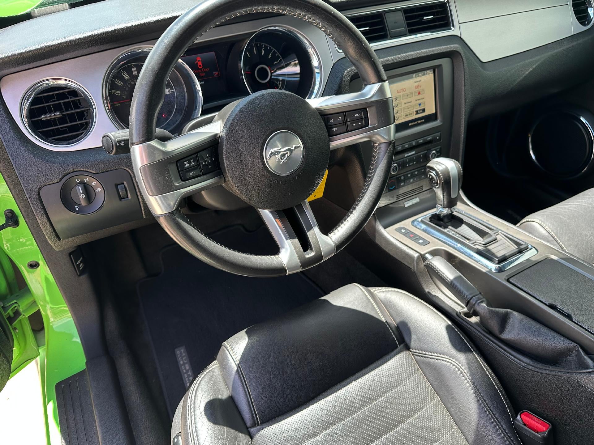 2013 Ford Mustang Base