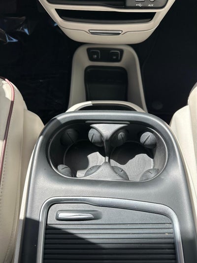 2020 Chrysler Pacifica Base