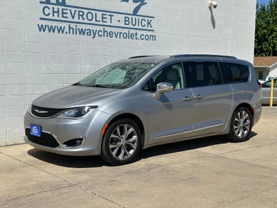 2020 Chrysler Pacifica Base