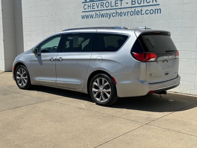 2020 Chrysler Pacifica Base