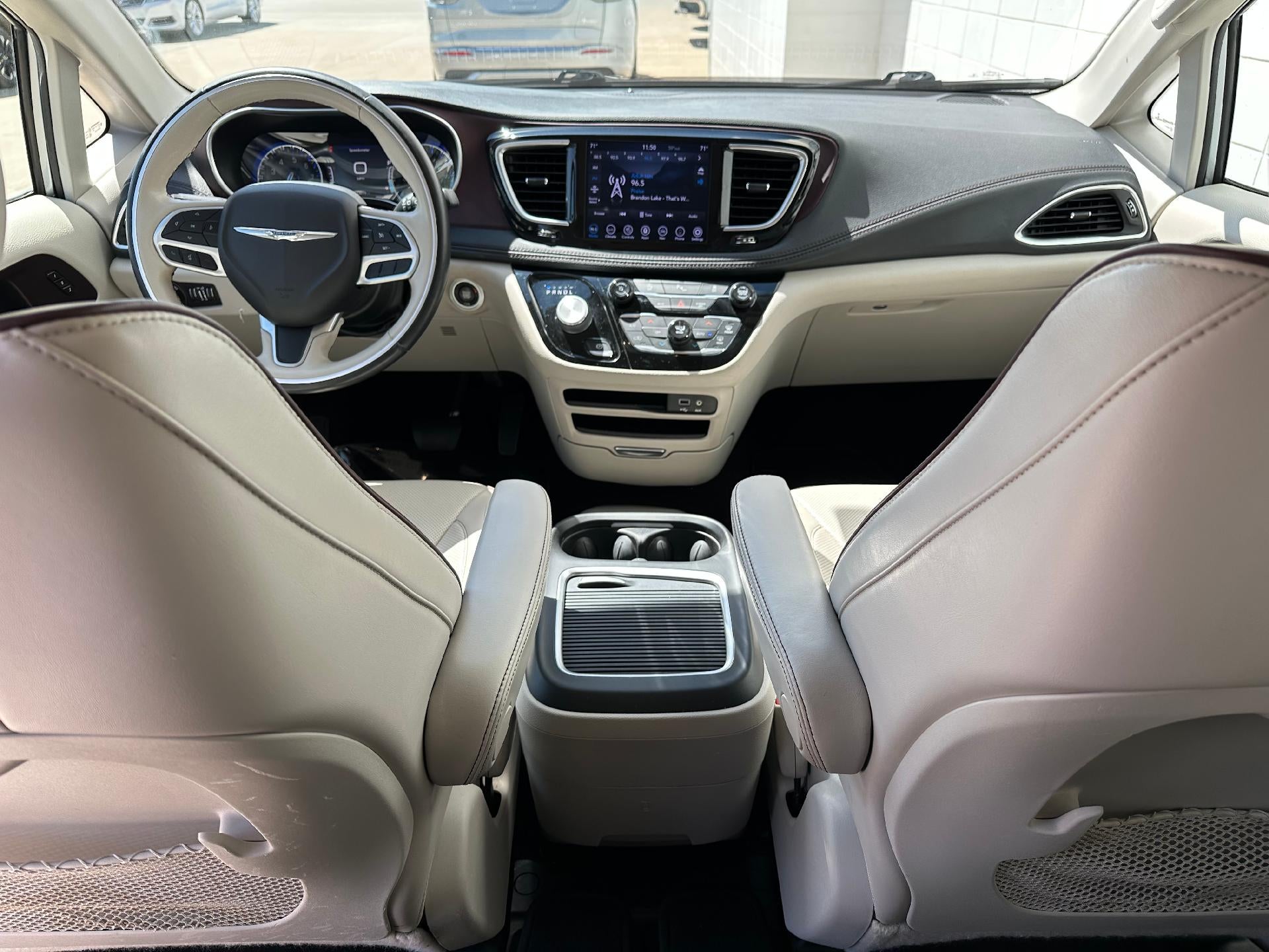 2020 Chrysler Pacifica Base