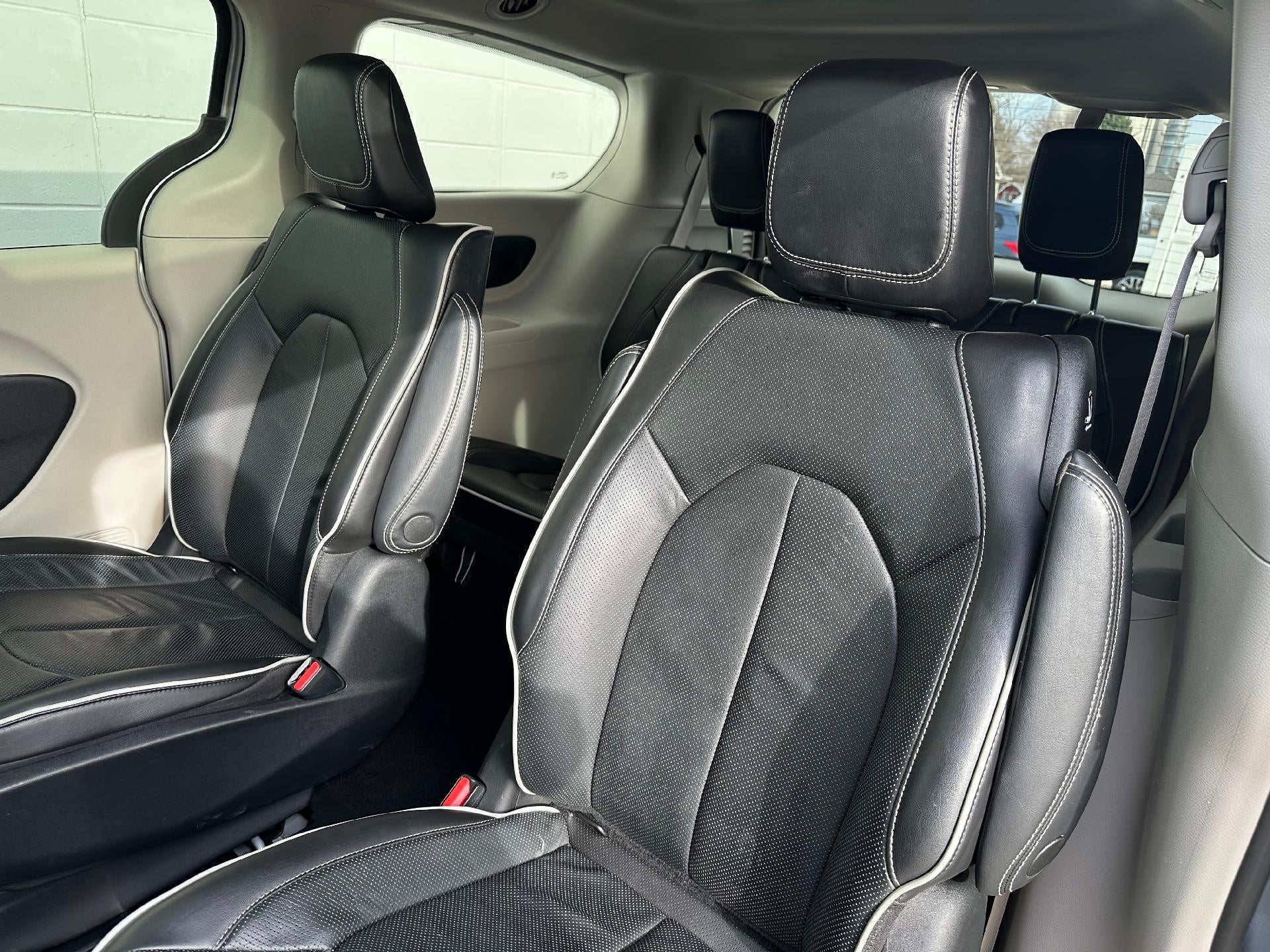 2023 Chrysler Pacifica Hybrid Limited