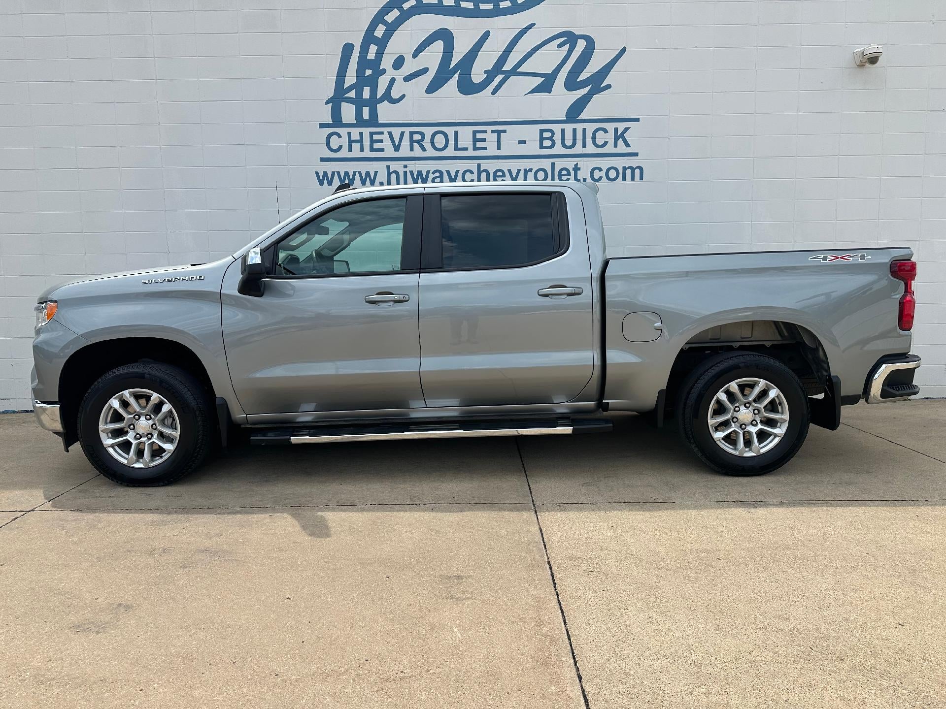 2023 Chevrolet Silverado 1500 LT