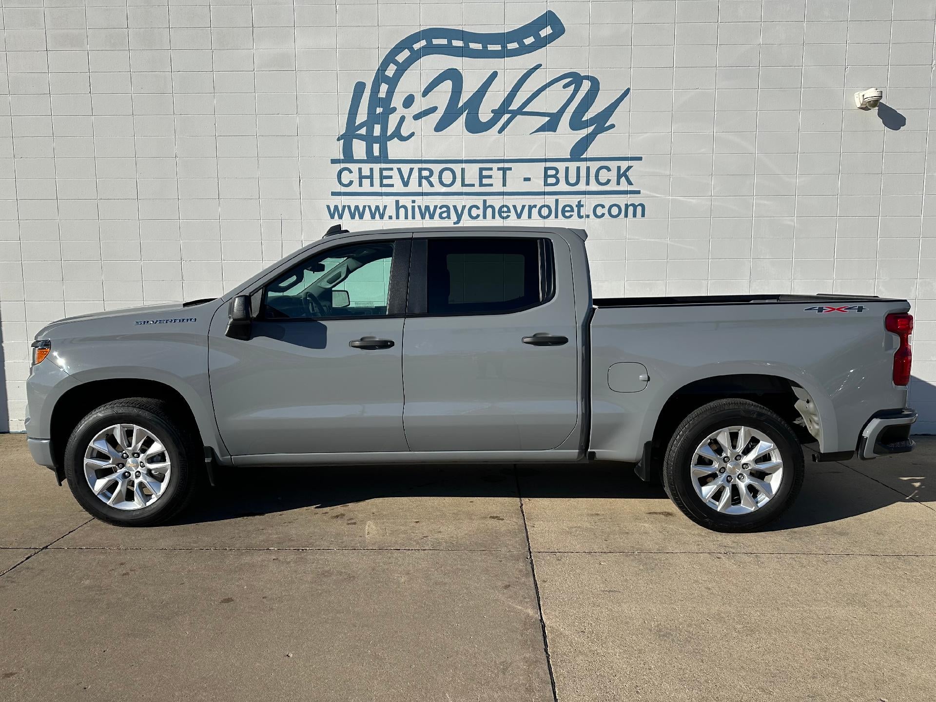 2024 Chevrolet Silverado 1500 Custom