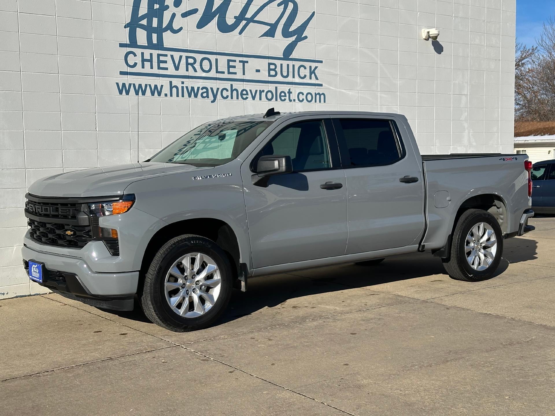 2024 Chevrolet Silverado 1500 Custom