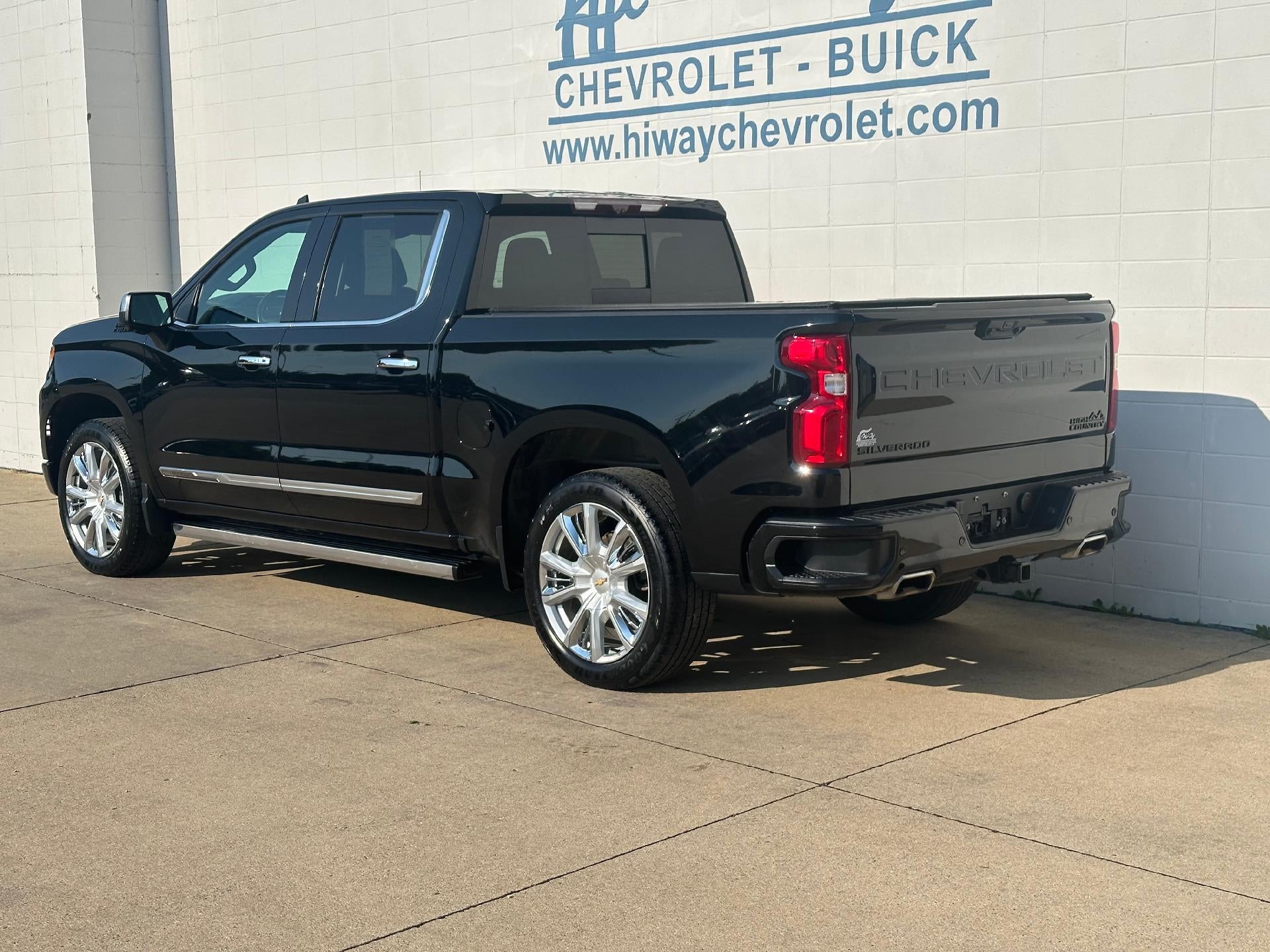 2022 Chevrolet Silverado 1500 High Country