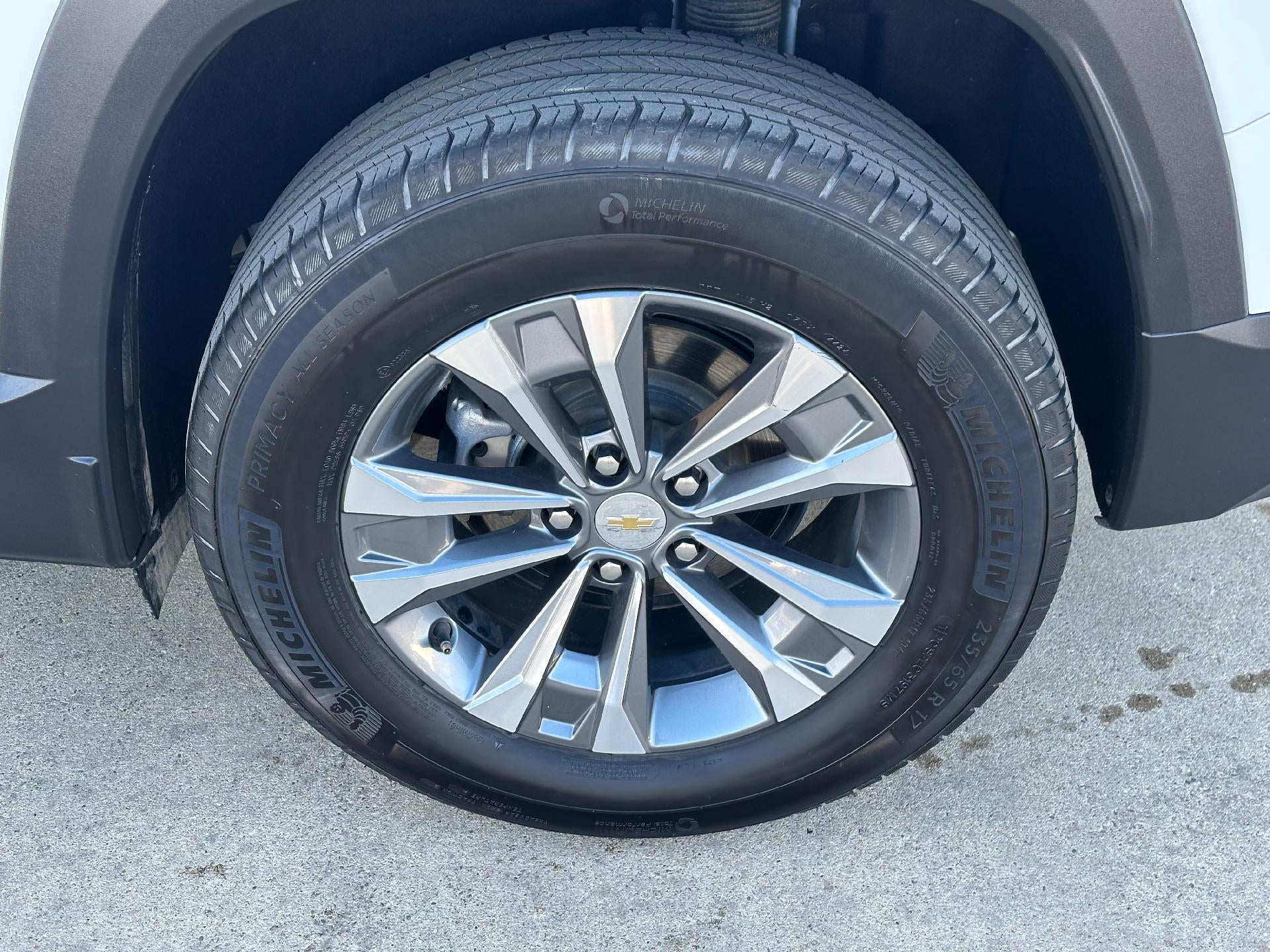 2025 Chevrolet Equinox AWD LT