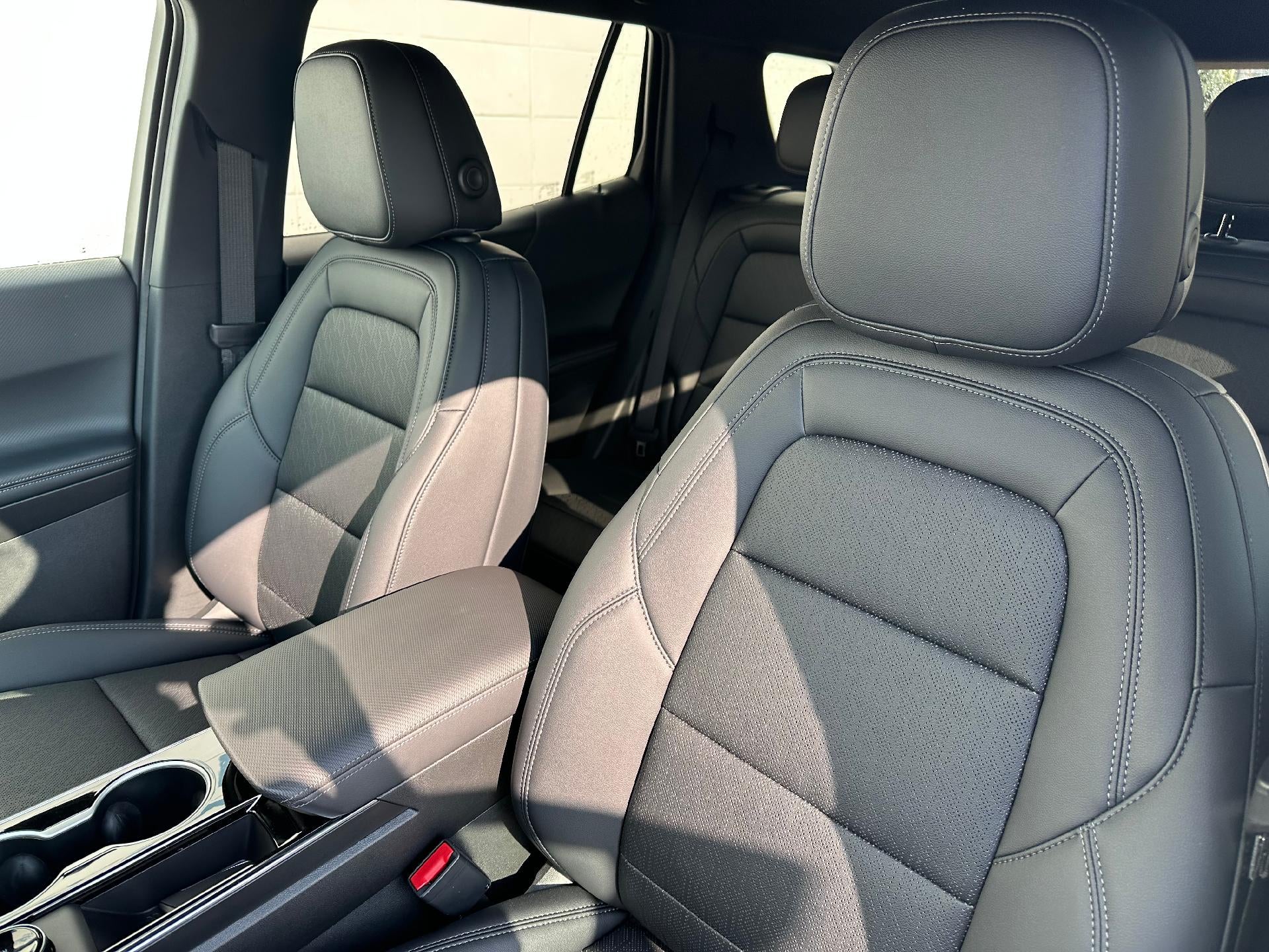 2027 Chevrolet Equinox AWD LT