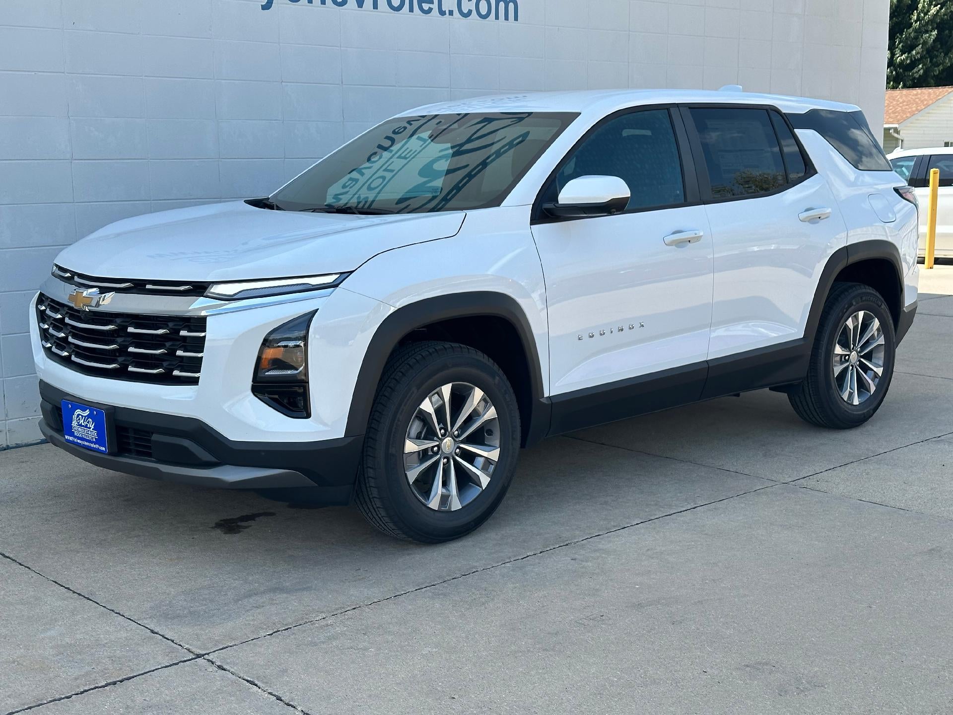 2026 Chevrolet Equinox AWD LT