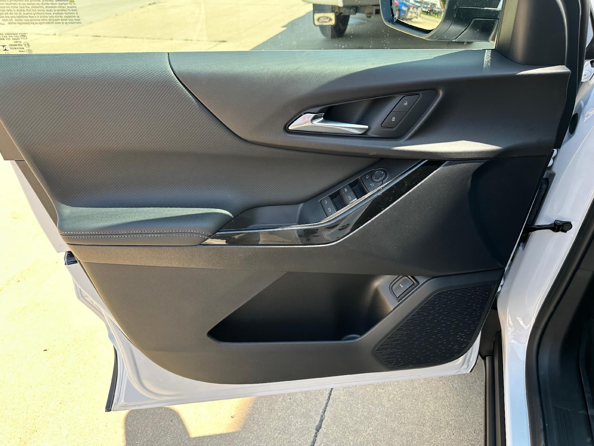 2027 Chevrolet Equinox AWD LT