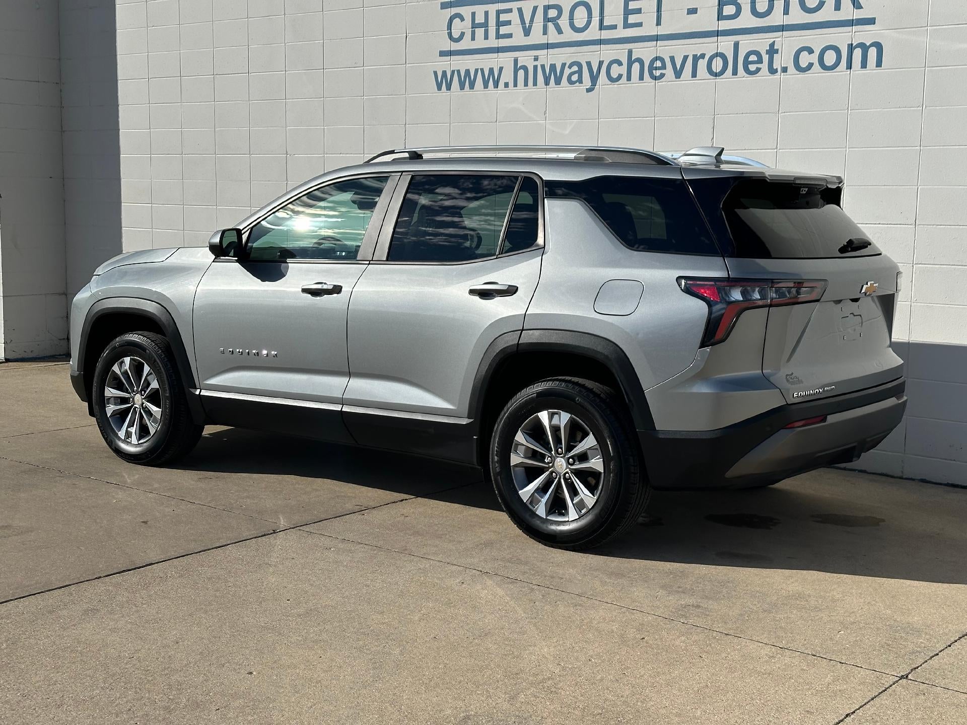 2025 Chevrolet Equinox AWD LT