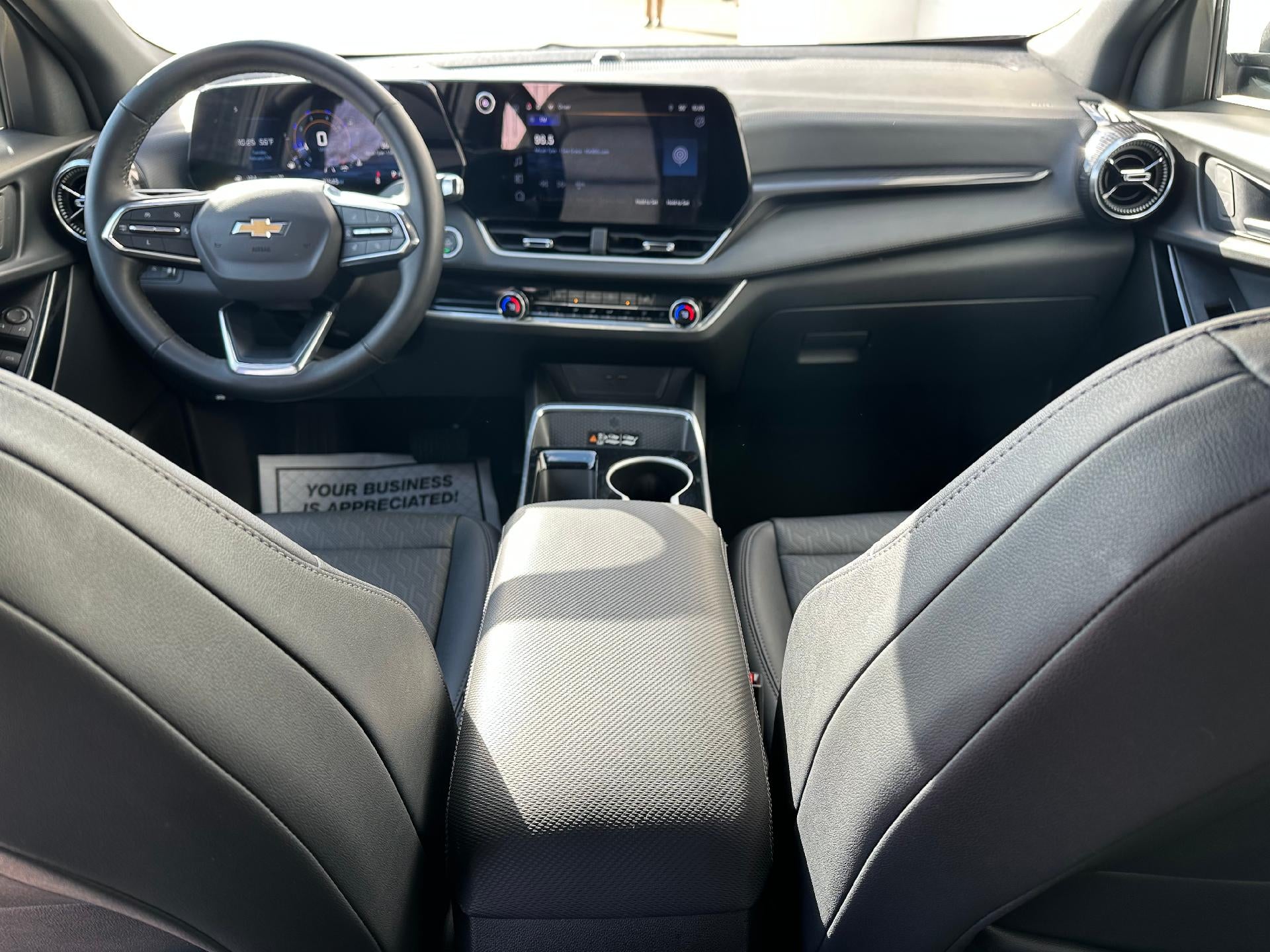 2025 Chevrolet Equinox AWD LT