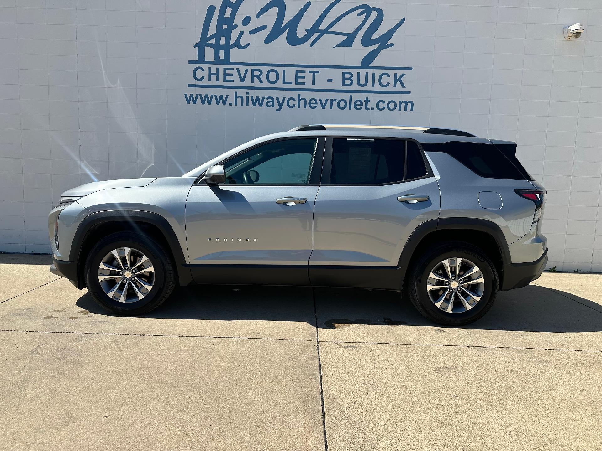 2025 Chevrolet Equinox AWD LT