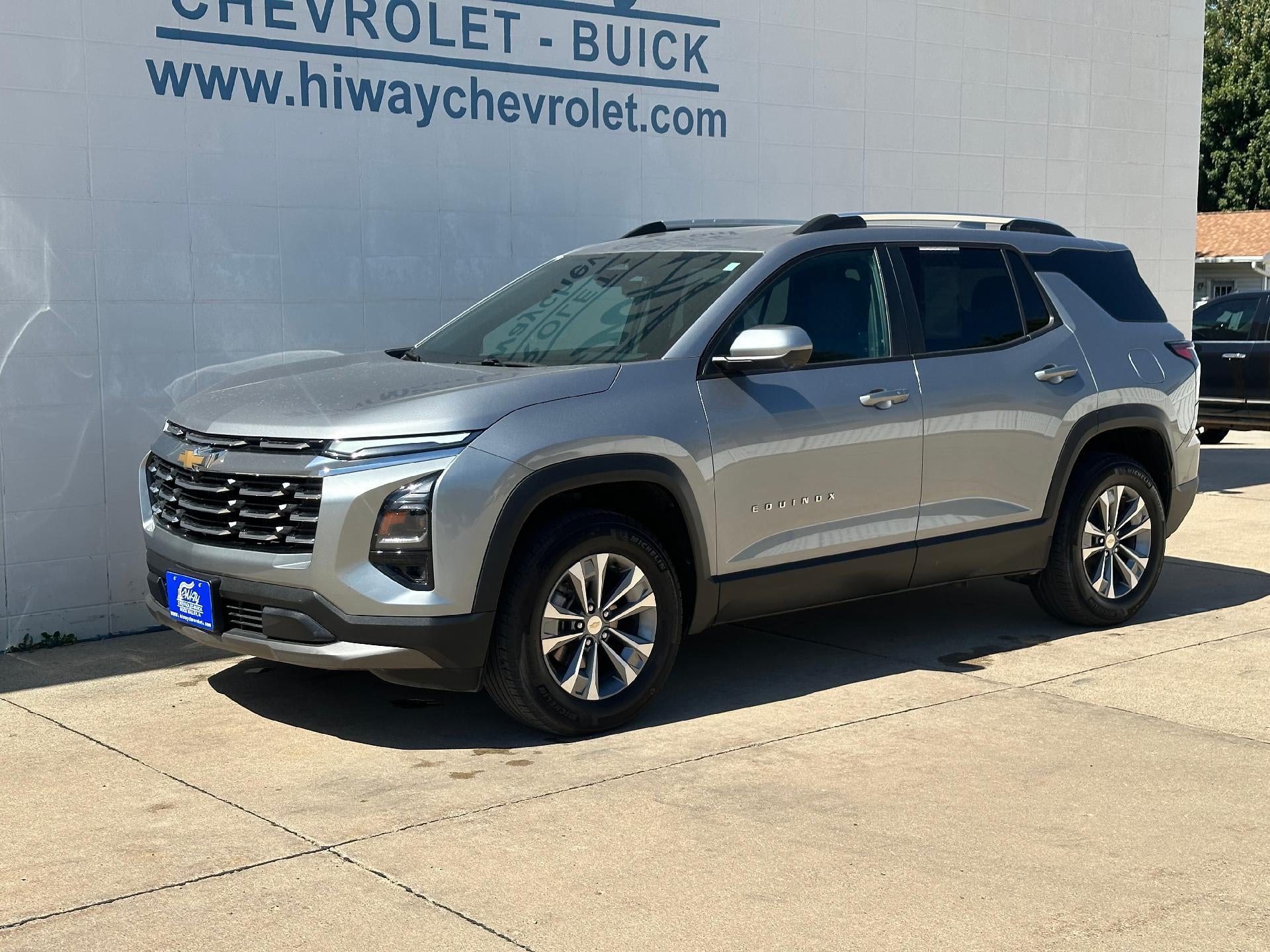 2025 Chevrolet Equinox AWD LT