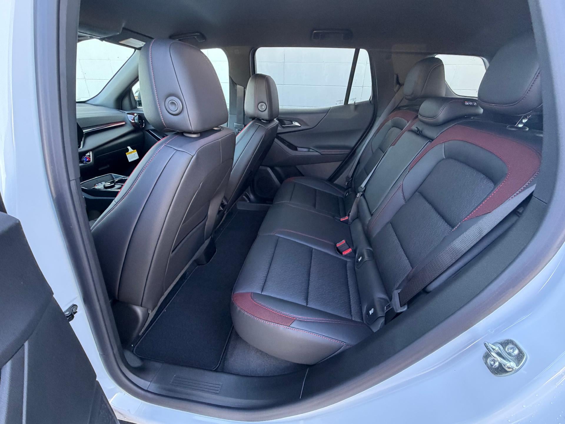 2027 Chevrolet Equinox AWD RS