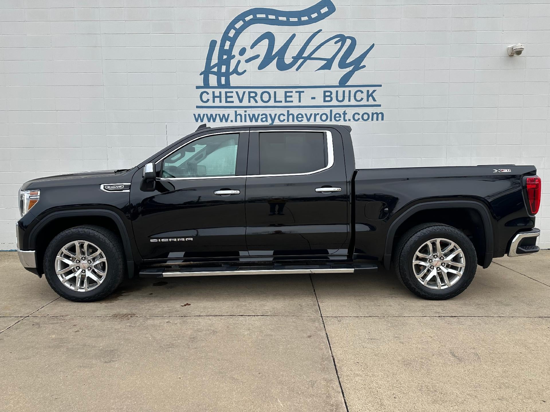 2021 GMC Sierra 1500 SLT