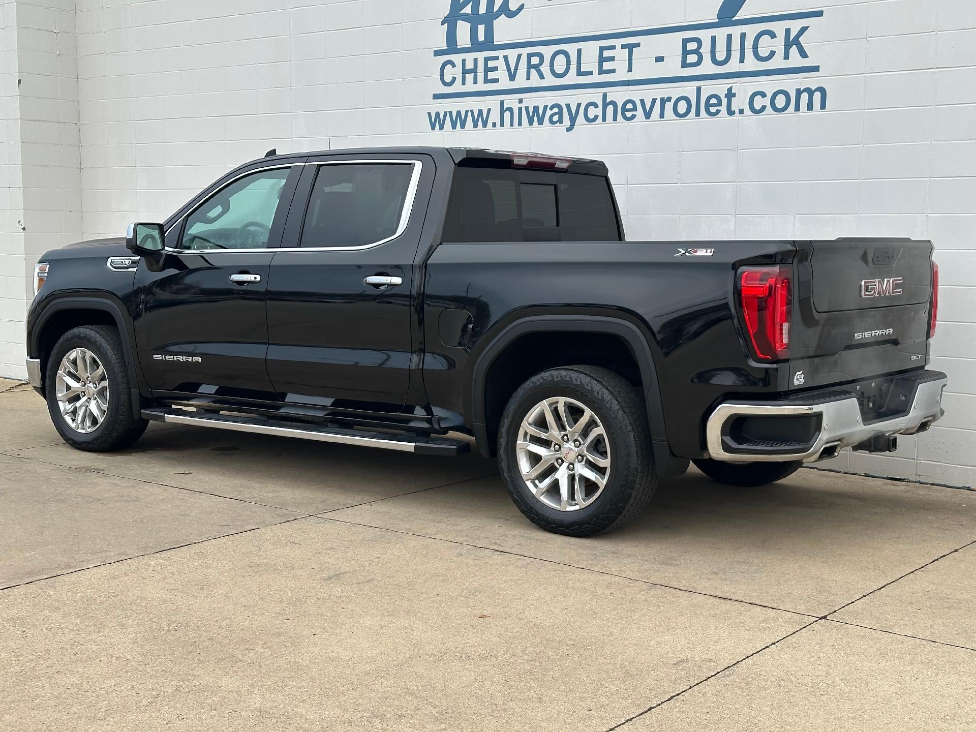 2021 GMC Sierra 1500 SLT