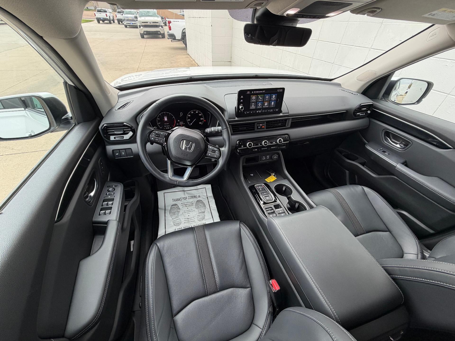 2025 Honda Pilot Base