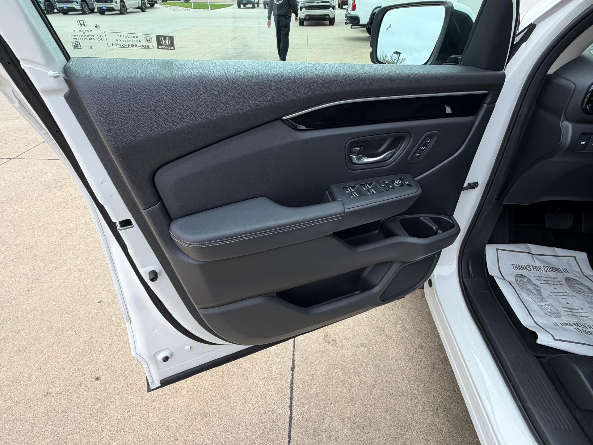 2025 Honda Pilot Base