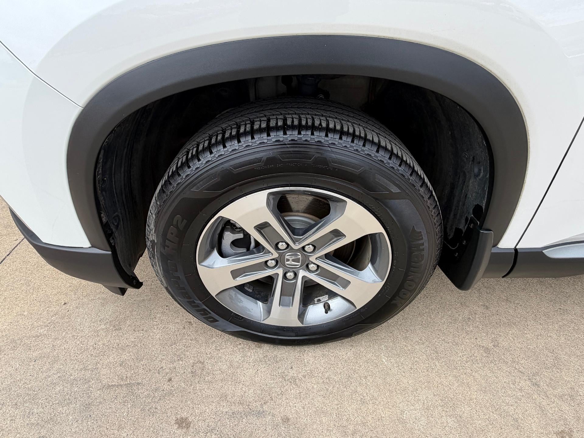 2025 Honda Pilot Base