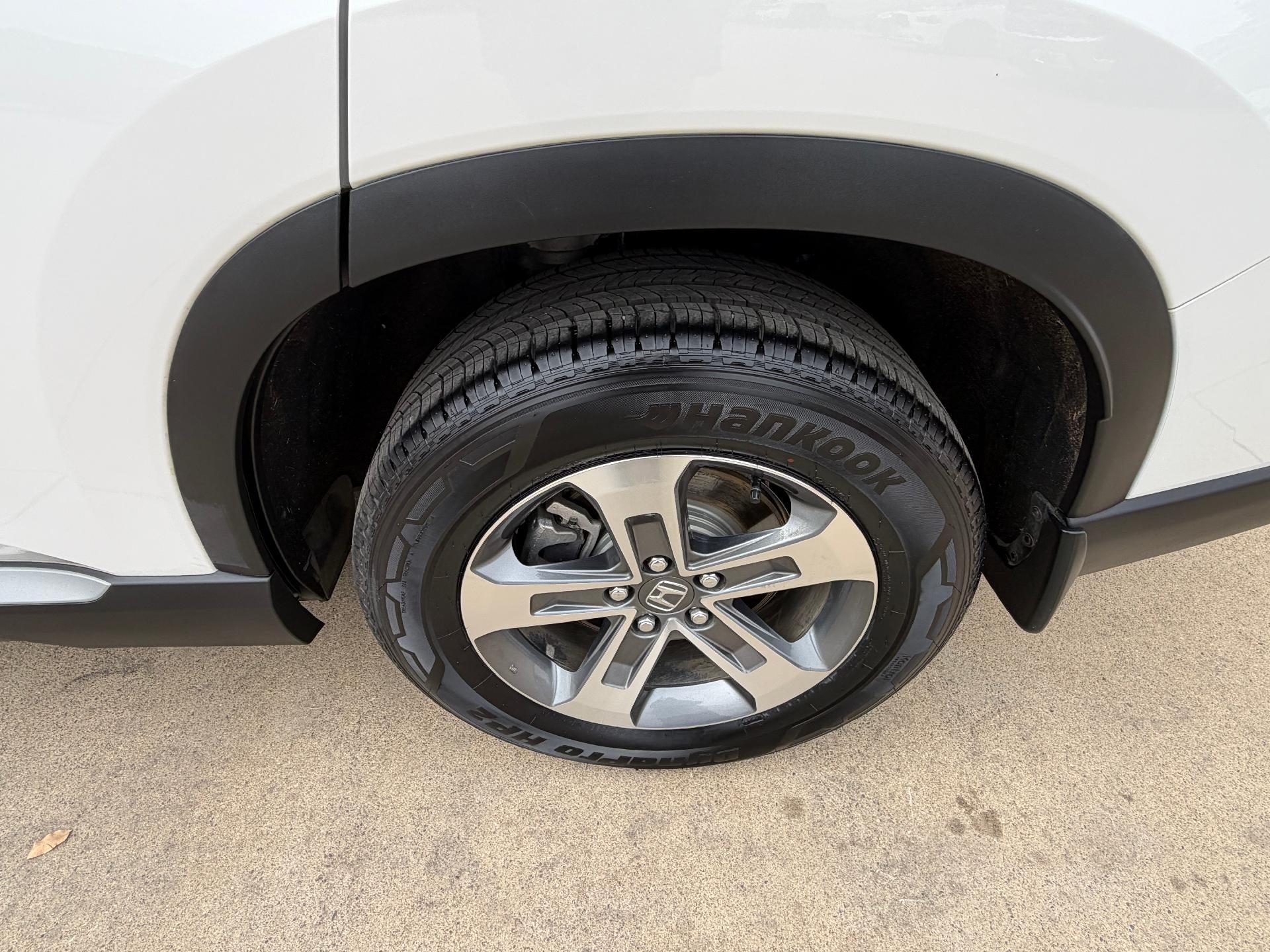 2025 Honda Pilot Base