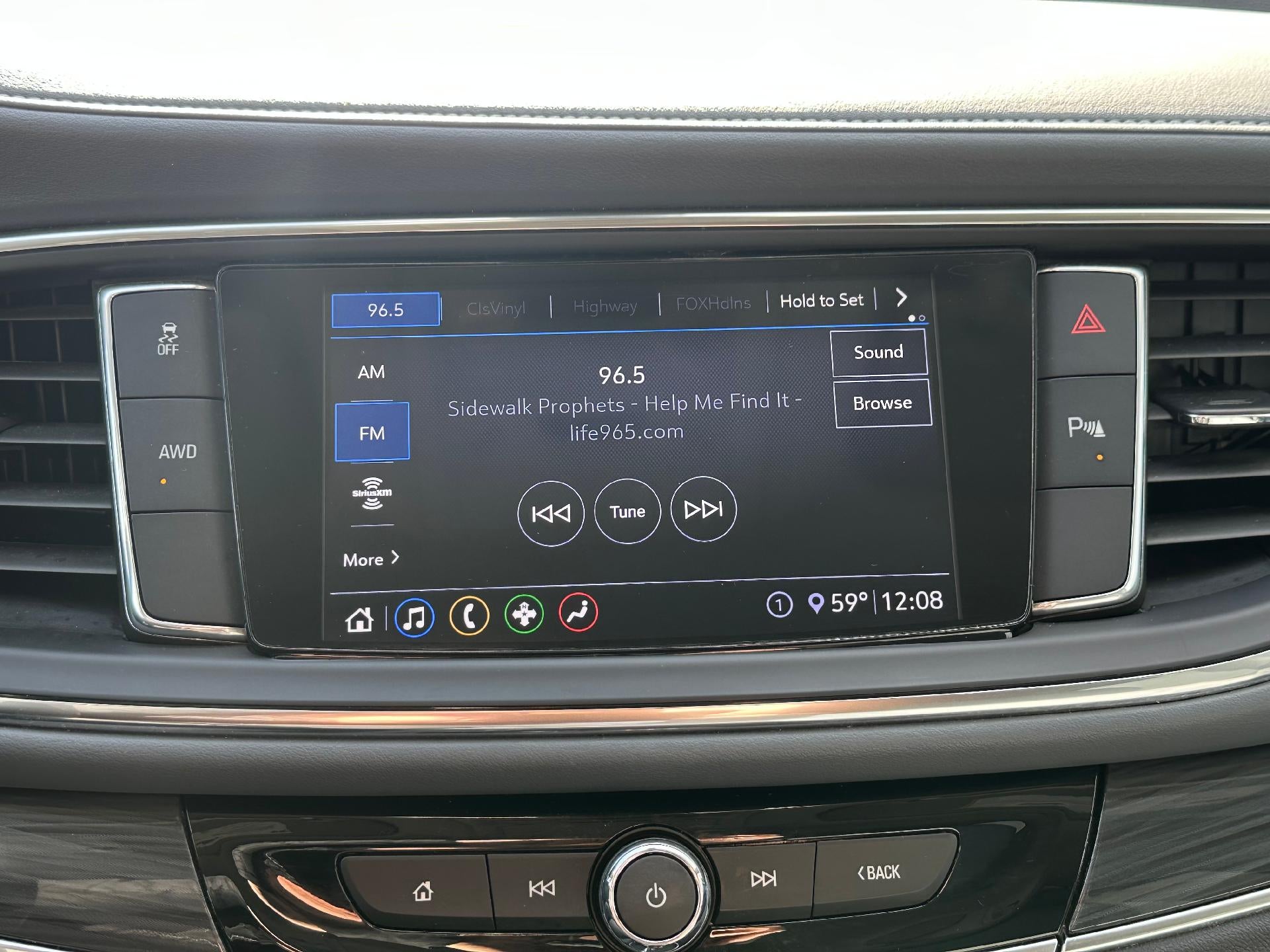 2020 Buick Enclave Essence