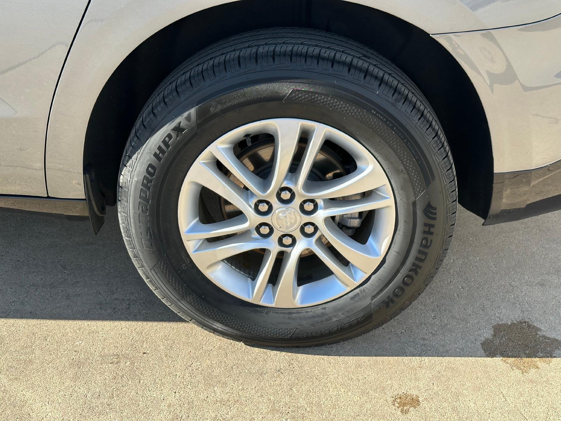 2020 Buick Enclave Essence