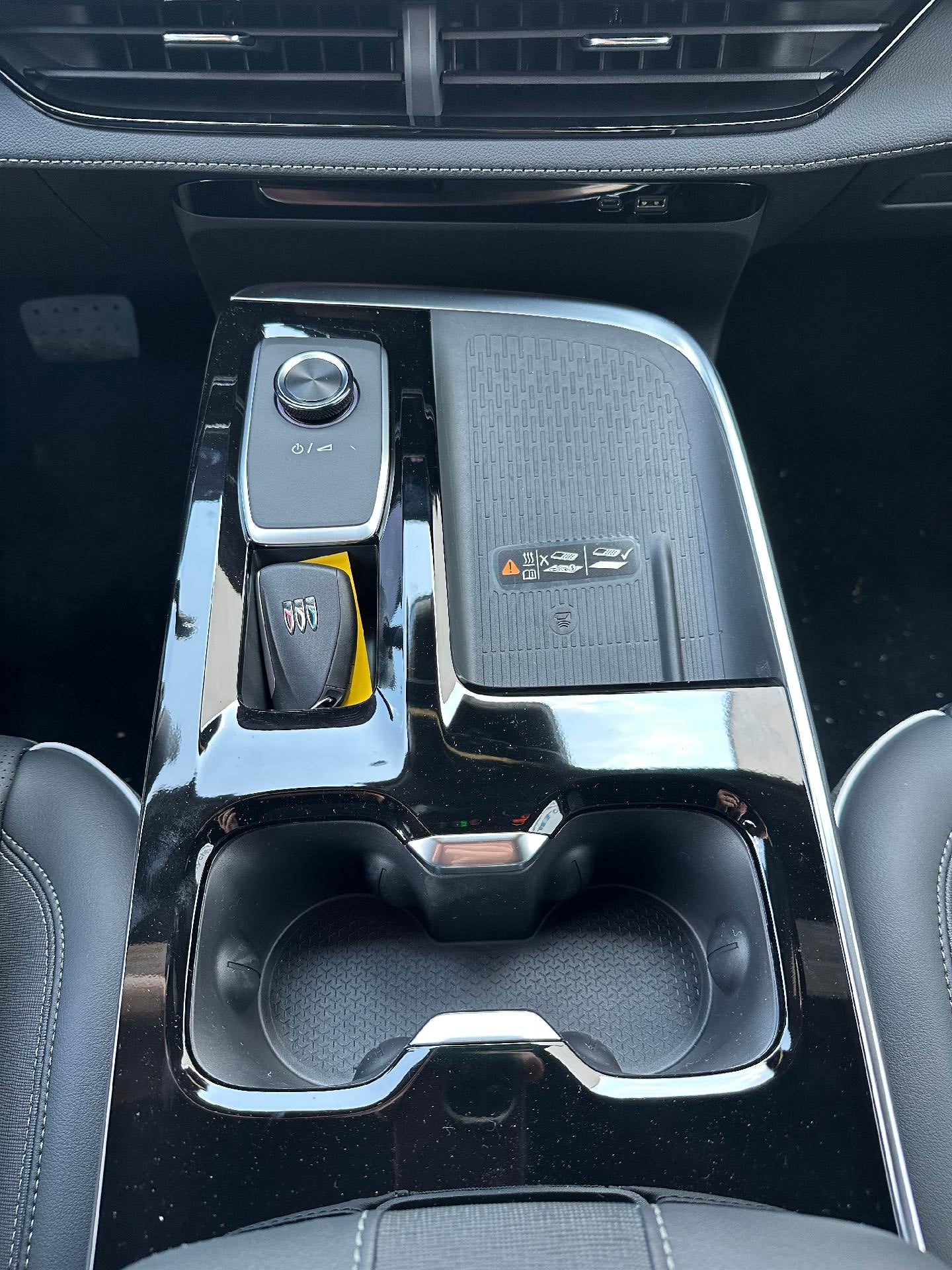2026 Buick Enclave Sport Touring - Photo 12