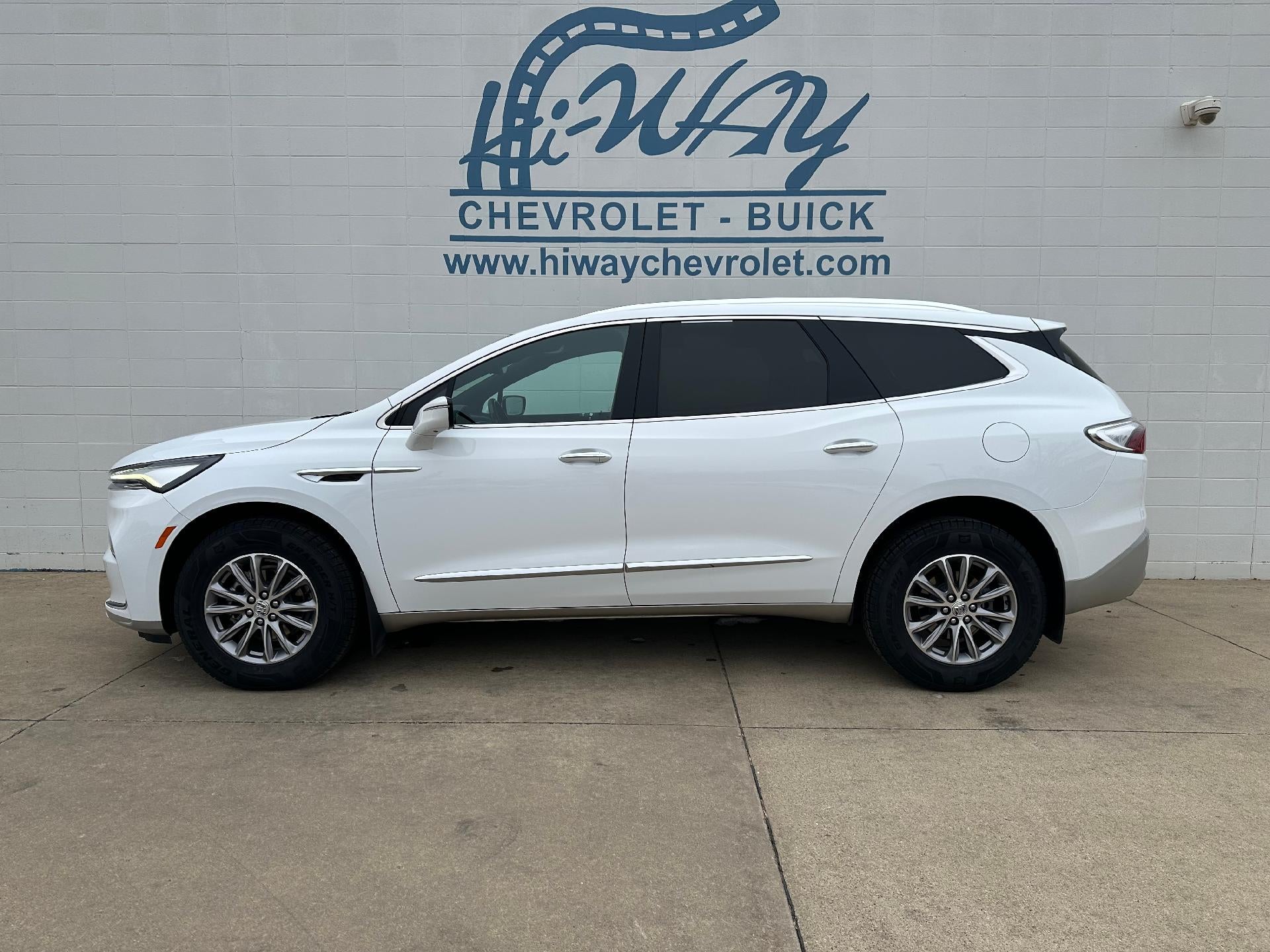 2023 Buick Enclave Premium